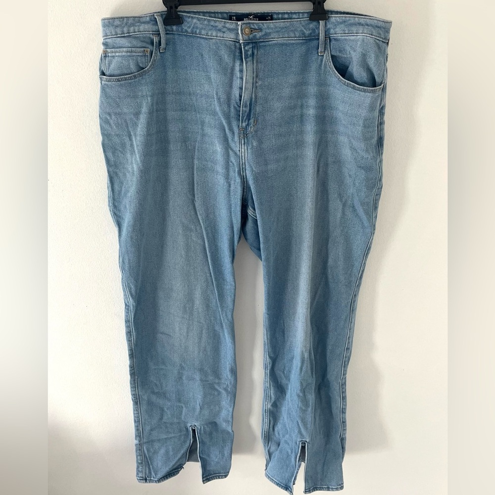 Hollister Ultra High Rise Dad Jean, Size: 35x33